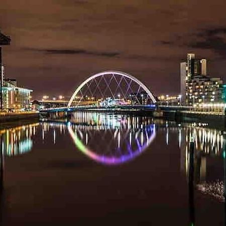 The Naburn - 3 Bed House With Free Parking & Close To City Centre Glasgow Luaran gambar